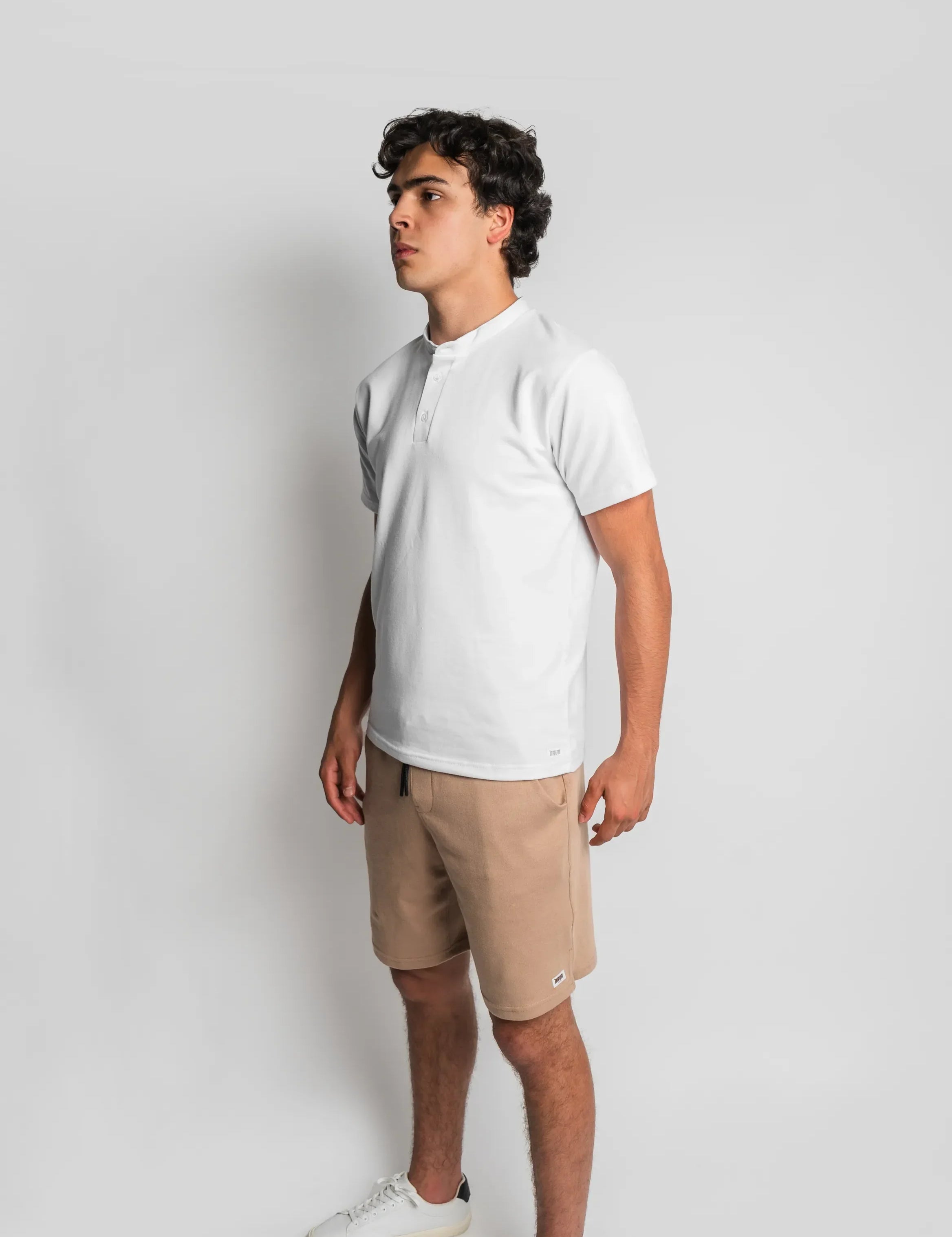 Blanco2_376434c6-84c7-40f1-b2ad-7013fc3cf28d.webp