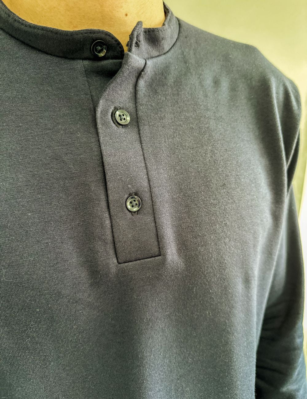 Henley Manga Larga