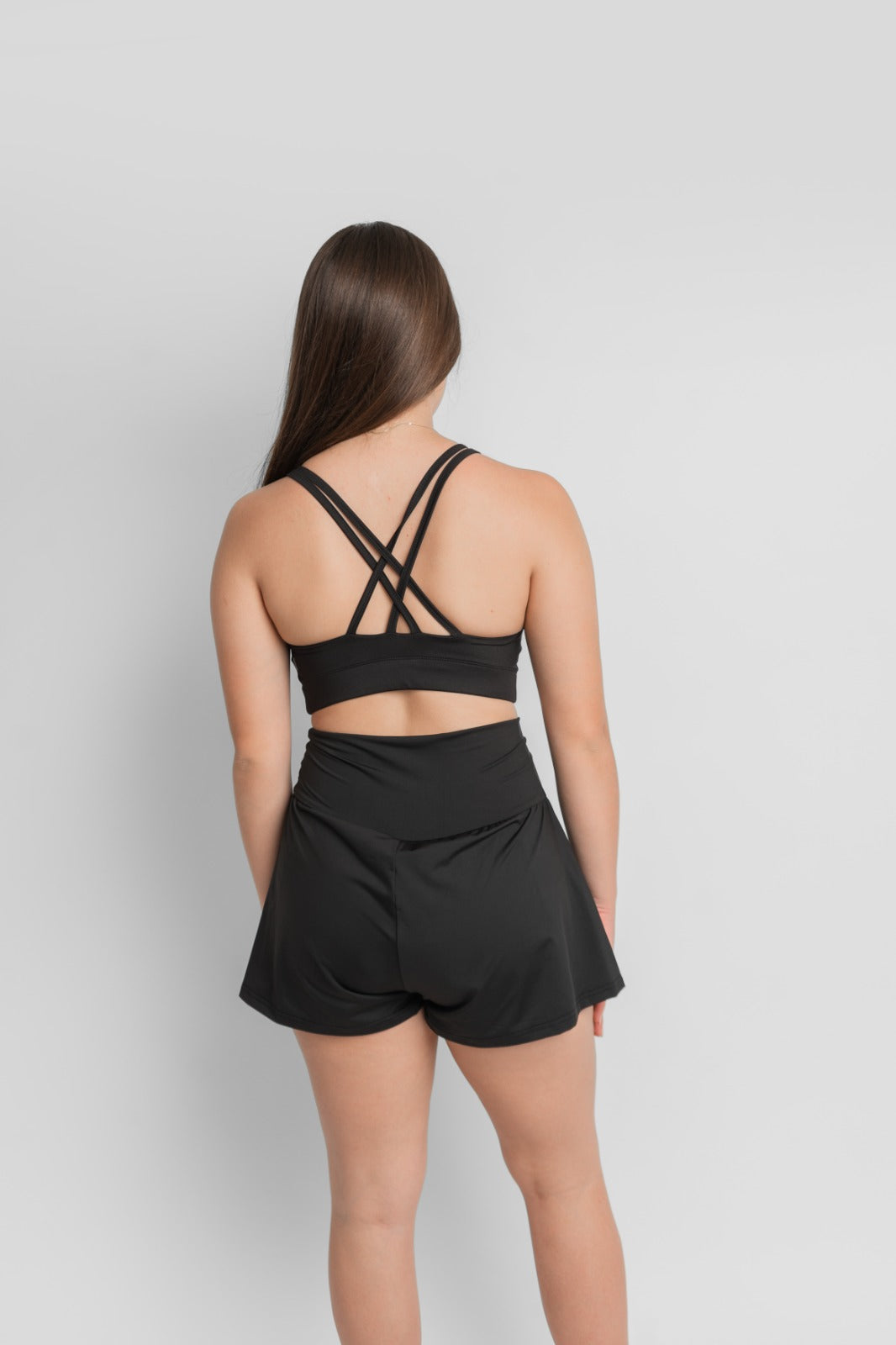 SHORT FLOWY