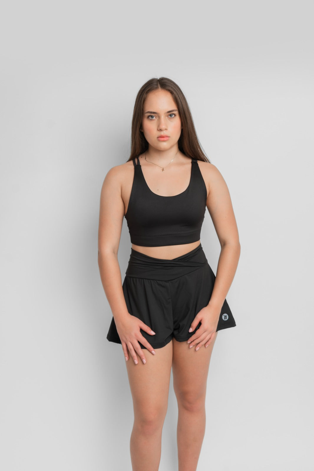 SHORT FLOWY