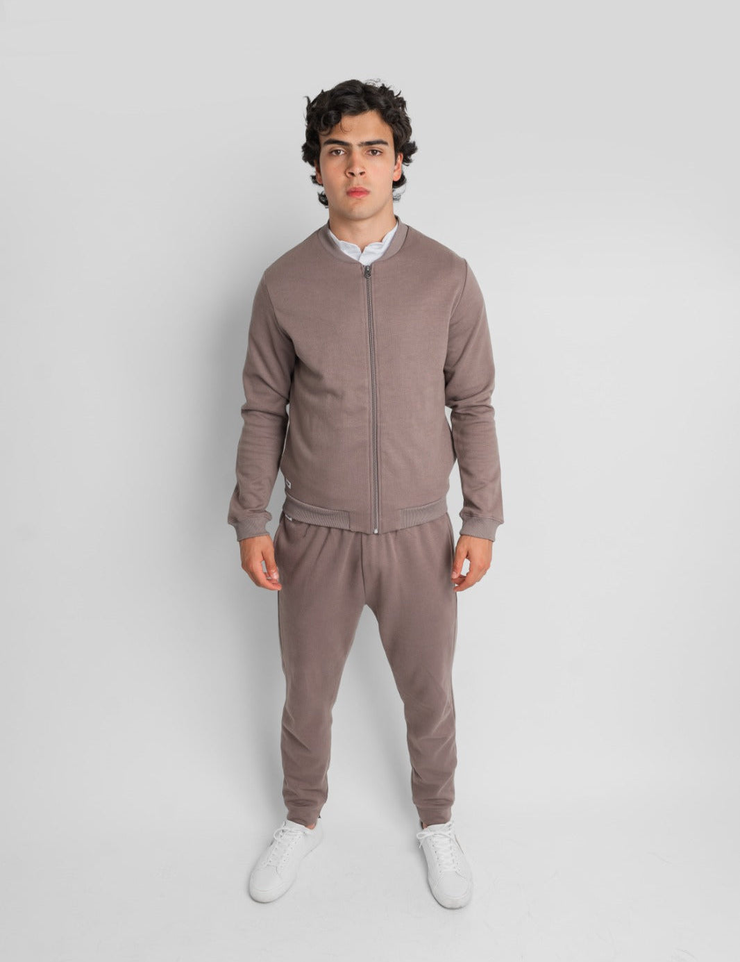 SUETER APOLLO